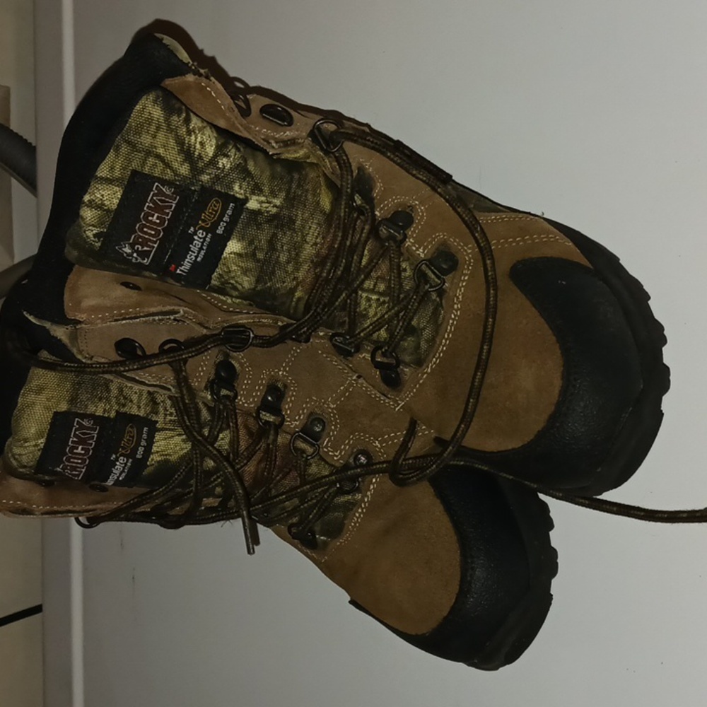 Rocky boots. Size 5 Hunting, hiking, winter
